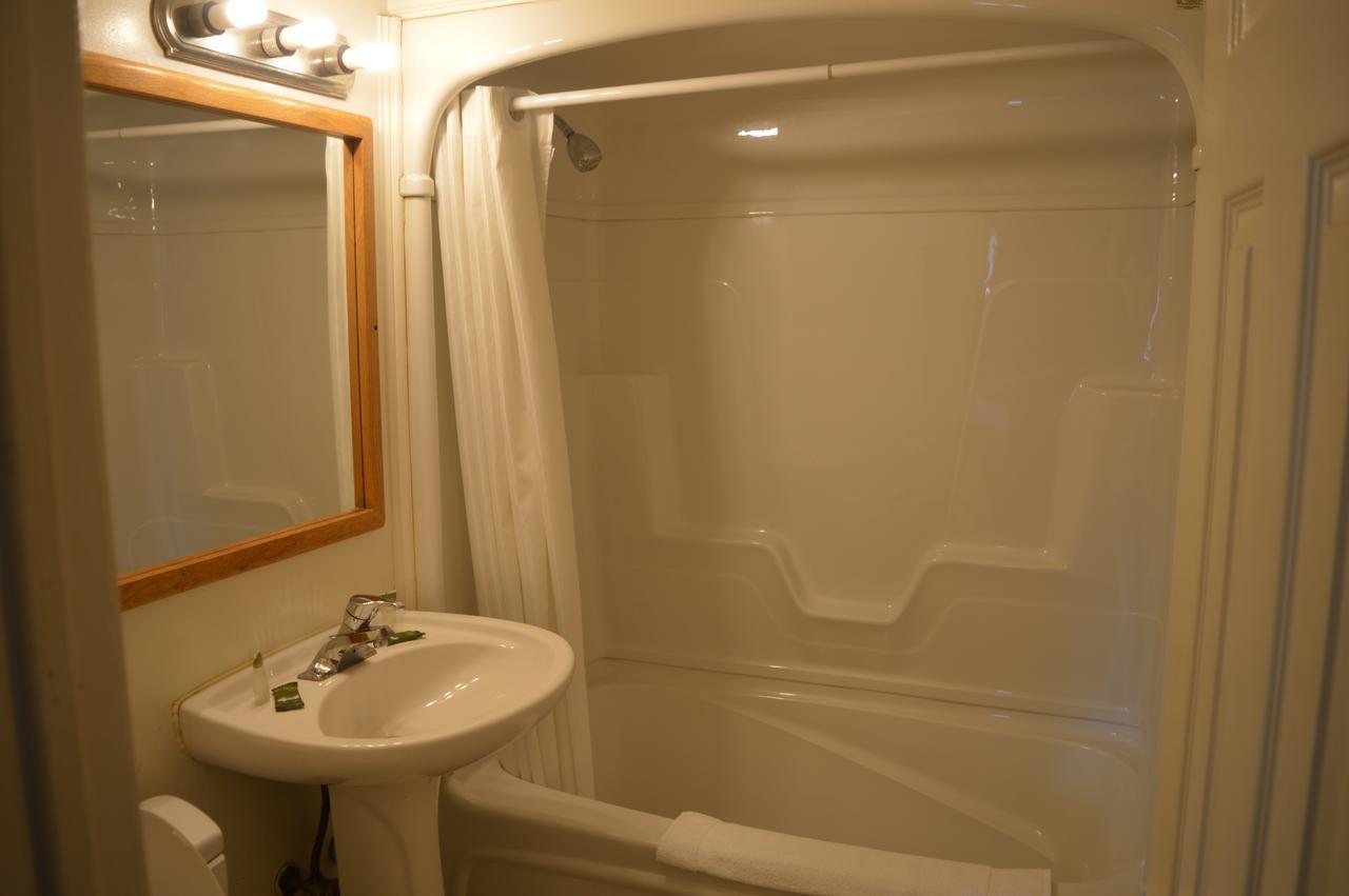 Parkview Motelグエルフ エクステリア 写真
